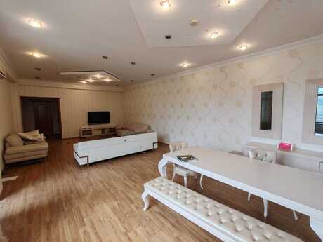 3 otaqlı mənzil, 175 m², Elmlər Akademiyası: 485 000 ₼ 5