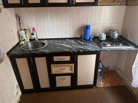 1 otaqlı köhnə tikili - Xalqlar Dostluğu m. - 35 m²