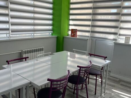 4 otaqlı ofis - Nizami m. - 200 m²