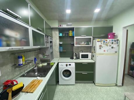 3 otaqlı köhnə tikili - 28 May m. - 80 m²