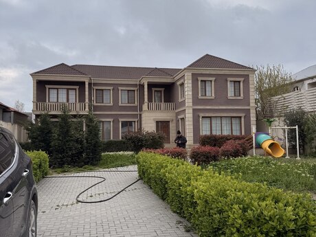 5 otaqlı həyət evi/bağ evi - Mərdəkan q. - 300 m²