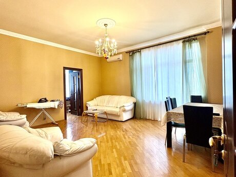 3 otaqlı yeni tikili - Elmlər Akademiyası m. - 105 m²