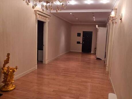 3 otaqlı yeni tikili - Nəriman Nərimanov m. - 210 m²