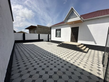 4 otaqlı həyət evi/bağ evi - Binə q. - 101 m²