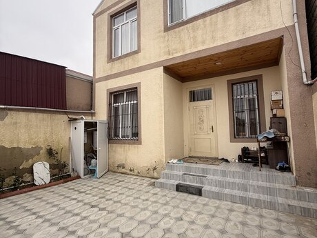 5 otaqlı həyət evi/bağ evi - Binə q. - 140 m²
