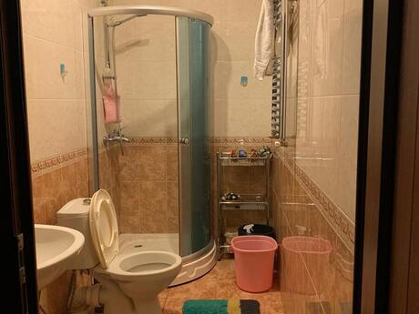 3 otaqlı yeni tikili - 8 Noyabr m. - 170 m²