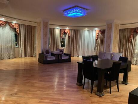 3 otaqlı yeni tikili - 8 Noyabr m. - 170 m²