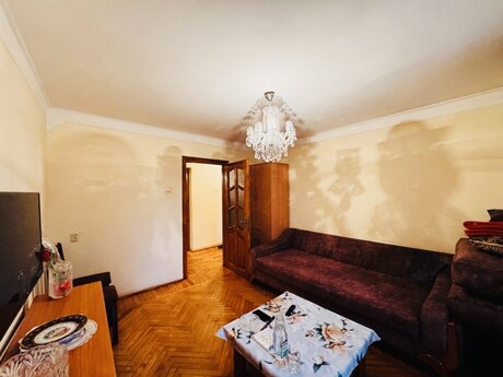 2 otaqlı köhnə tikili - Yasamal r. - 55 m²