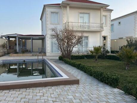 4 otaqlı həyət evi/bağ evi - Şüvəlan q. - 200 m²
