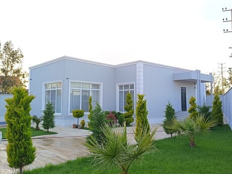 4 otaqlı həyət evi/bağ evi - Şüvəlan q. - 180 m²