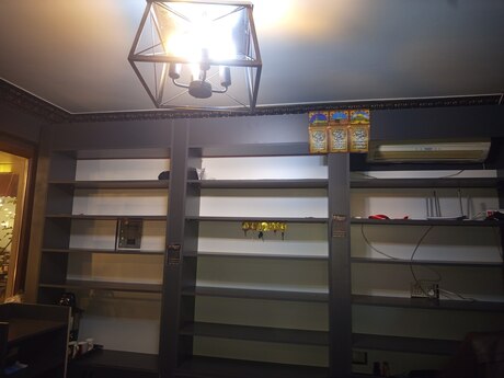 Obyekt - İnşaatçılar m. - 15 m²