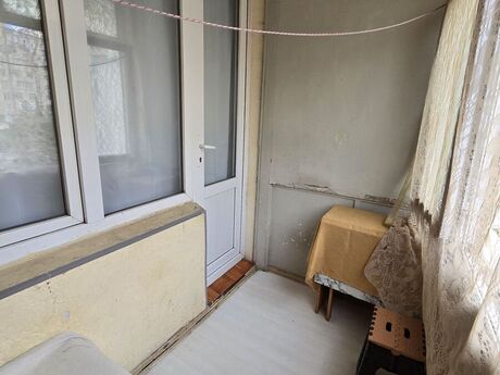 4 otaqlı köhnə tikili - Memar Əcəmi m. - 95 m²