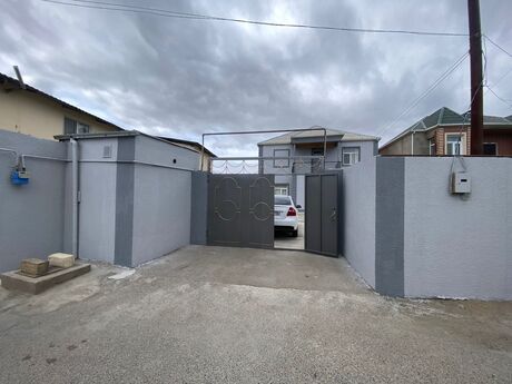 4 otaqlı həyət evi/bağ evi - Novxanı q. - 200 m²