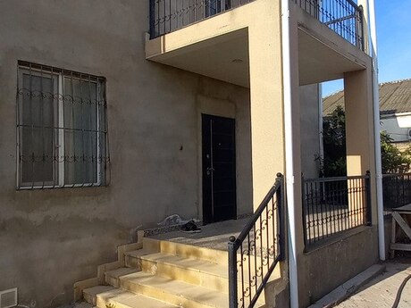 5 otaqlı həyət evi/bağ evi - Buzovna q. - 180 m²