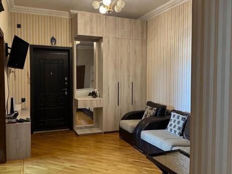 3 otaqlı yeni tikili - Azadlıq Prospekti m. - 95.8 m²