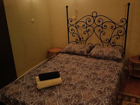 2 otaqlı köhnə tikili - İçəri Şəhər m. - 55 m²
