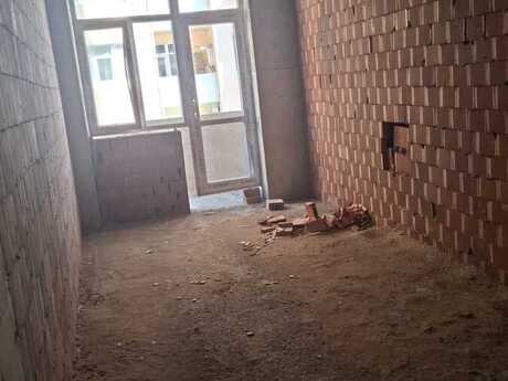 4 otaqlı yeni tikili - Xırdalan - 133 m²