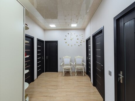 4 otaqlı mənzil, 100 m², Bakıxanov: 298 000 ₼ 3