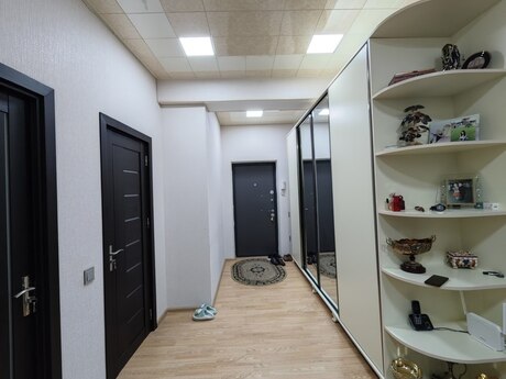 4 otaqlı mənzil, 100 m², Bakıxanov: 298 000 ₼ 5