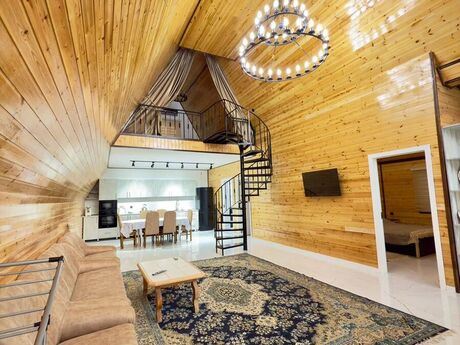 4 otaqlı həyət evi/bağ evi - Şüvəlan q. - 200 m²