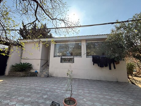 4 otaqlı həyət evi/bağ evi - Maştağa q. - 120 m²