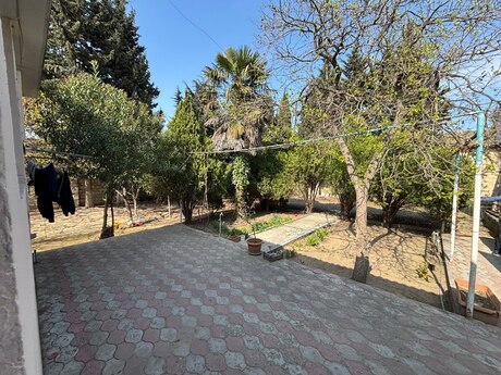 4 otaqlı həyət evi/bağ evi - Maştağa q. - 120 m²