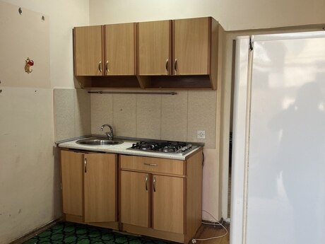 1 otaqlı həyət evi/bağ evi - Əmircan q. - 36 m²