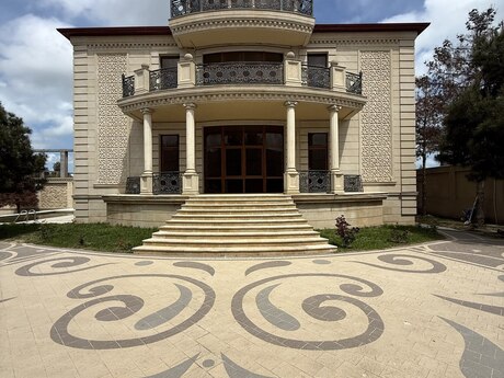 5 otaqlı həyət evi/bağ evi - Mərdəkan q. - 380 m²
