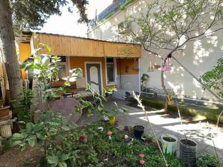 Obyekt - Xalqlar Dostluğu m. - 290 m²