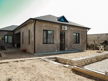 5 otaqlı həyət evi/bağ evi - Albalılıq q. - 160 m²