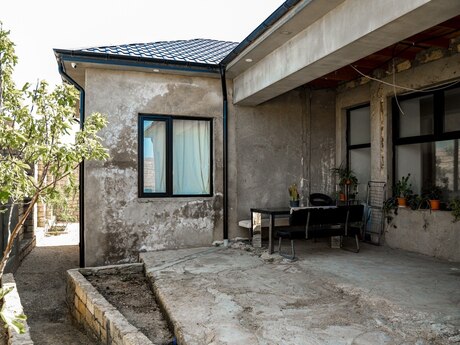 5 otaqlı həyət evi/bağ evi - Albalılıq q. - 160 m²