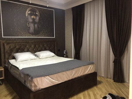 3 otaqlı yeni tikili - 8 Noyabr m. - 106 m²