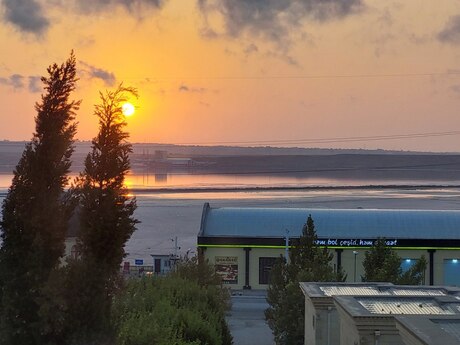 5 otaqlı həyət evi/bağ evi - Masazır q. - 240 m²