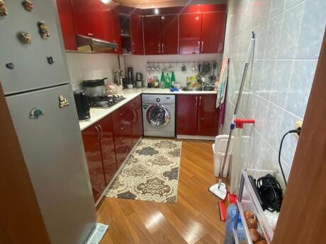5 otaqlı həyət evi/bağ evi - Badamdar q. - 90.1 m²