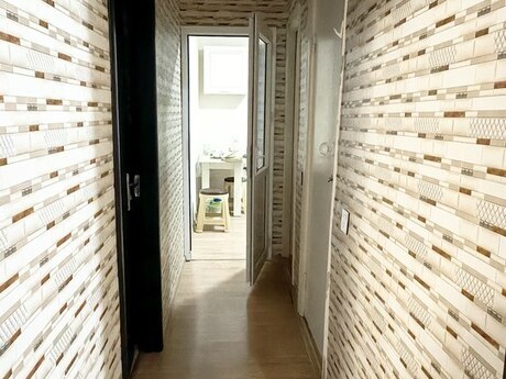 4 otaqlı köhnə tikili - Binə q. - 86 m²