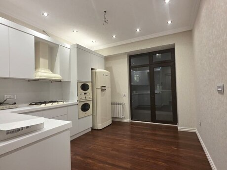 4 otaqlı yeni tikili - Nəsimi r. - 180 m²