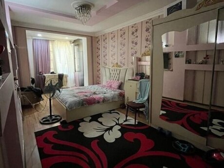 4 otaqlı köhnə tikili - Azadlıq Prospekti m. - 120 m²