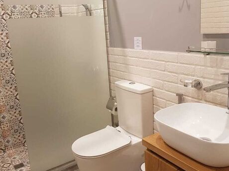 Obyekt - 28 May m. - 1200 m²