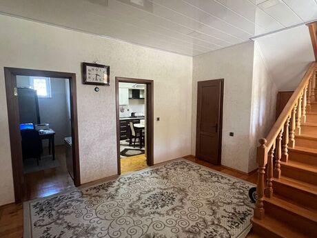 5 otaqlı həyət evi/bağ evi - Sumqayıt - 188 m²
