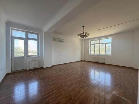 Elan №6079051 - Bakı, 8-ci mikrorayon q., 3 otaqlı, 159 m², 2/17 mərtəbə