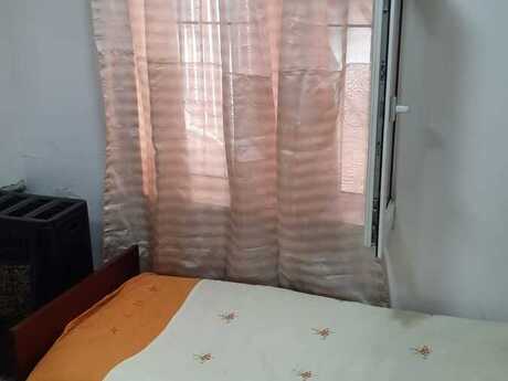 1 otaqlı köhnə tikili - 8 Noyabr m. - 28 m²
