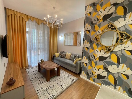 2 otaqlı yeni tikili - 28 May m. - 53 m²
