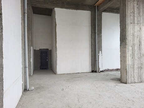 Obyekt - İnşaatçılar m. - 77 m²