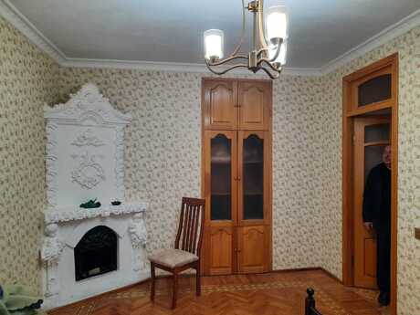 Elan №6079339 - Bakı, Səbail r., 3 otaqlı, 82 m², 1/3 mərtəbə