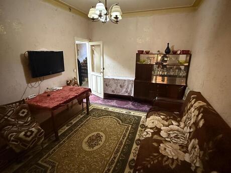 3 otaqlı köhnə tikili - Nəsimi r. - 60 m²