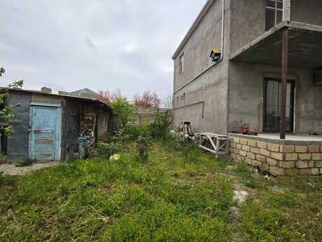 5 otaqlı həyət evi/bağ evi - Buzovna q. - 200 m²