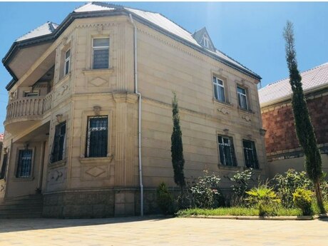 5 otaqlı həyət evi/bağ evi - Binəqədi r. - 300 m²