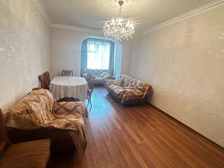 3 otaqlı köhnə tikili - Nəsimi r. - 80 m²