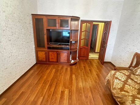 3 otaqlı köhnə tikili - Nəsimi r. - 80 m²