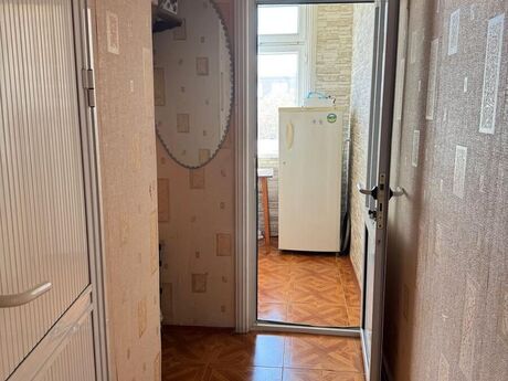 1-комн. вторичка - м. Гянджлик - 50 м²